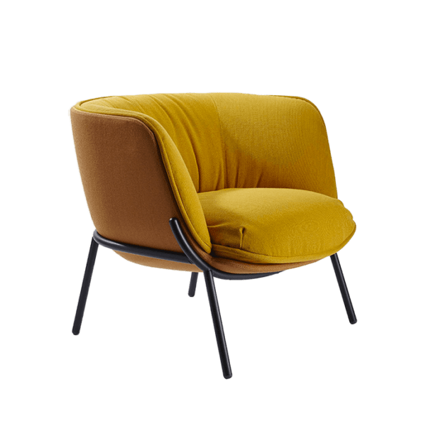 Chaise design avec rembourrage en mousse froide et revêtement en cuir