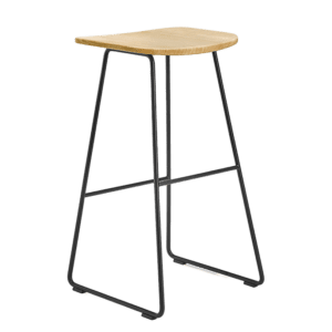 Tabouret moderne à structure en acier chromé avec assise en frêne massif