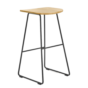 Tabouret moderne à structure en acier chromé avec assise en frêne massif
