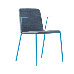 Chaise polyvalente en polypropylène avec structure à quatre pieds